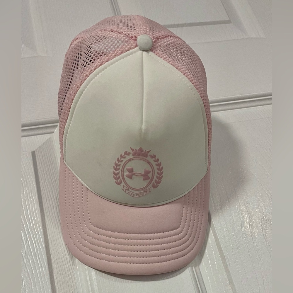 Under Armour Cap in Pink and Cream